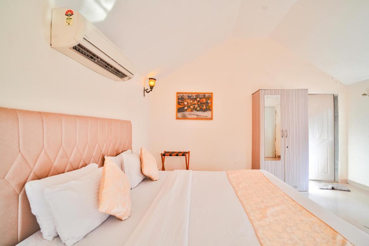 Morjim Holiday Beach Resort Extérieur photo